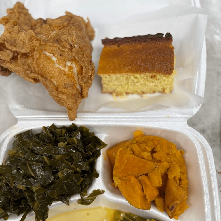 Spicy Chili Delights: A Soulful Southern Favorite