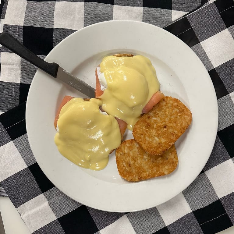 Egg Benedict Delights: A Brunch Favorite