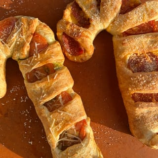 Stuffed Cane with pepperoni and cheese 