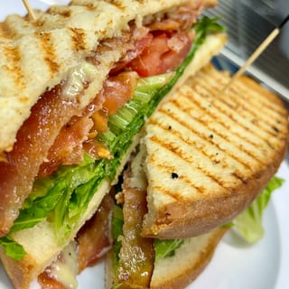 Classic BLT