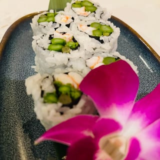 Shrimp with Asparagus Roll