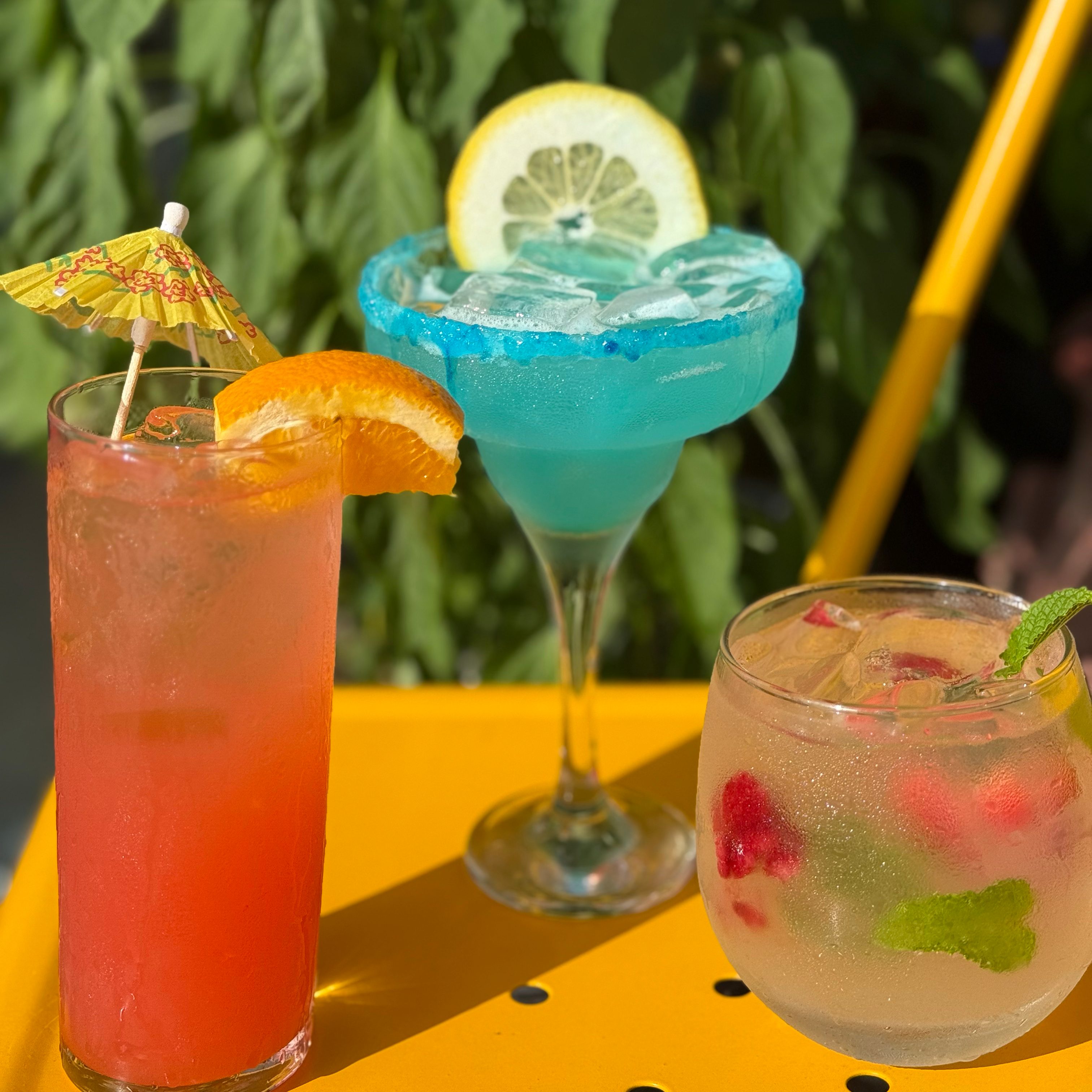 (Lunch) Amber Horizon Mocktail.