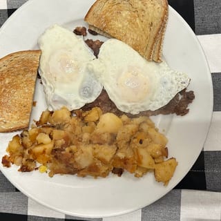 Corned Beef Hash & Eggs