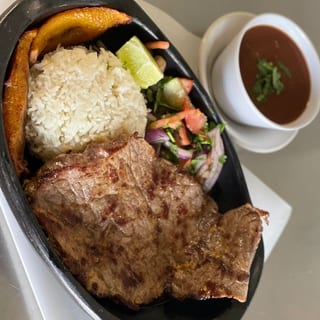 Carne asada / grilled steak