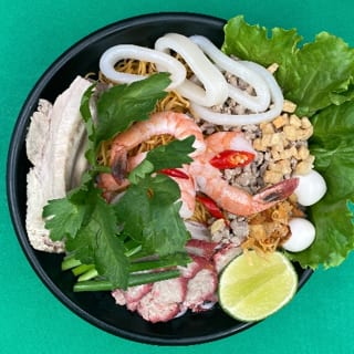 SP1 COMBINATION DRY NOODLES / Hủ Tiếu Mì Khô