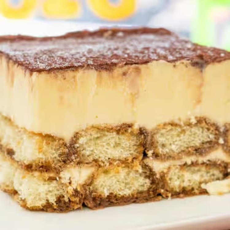 Tiramisu Cake.