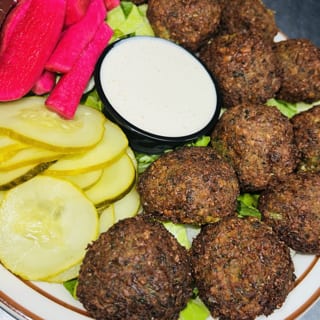 Falafel Plate (6) pc