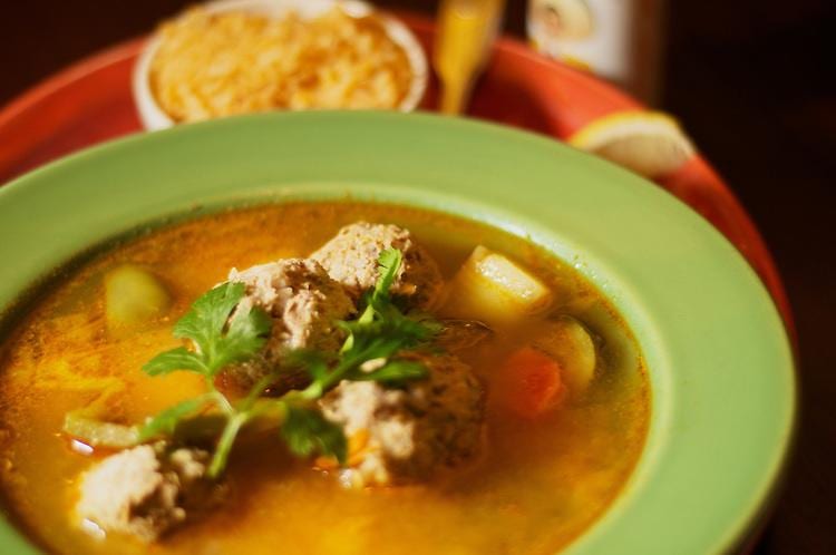 Sopa De Albondigas.