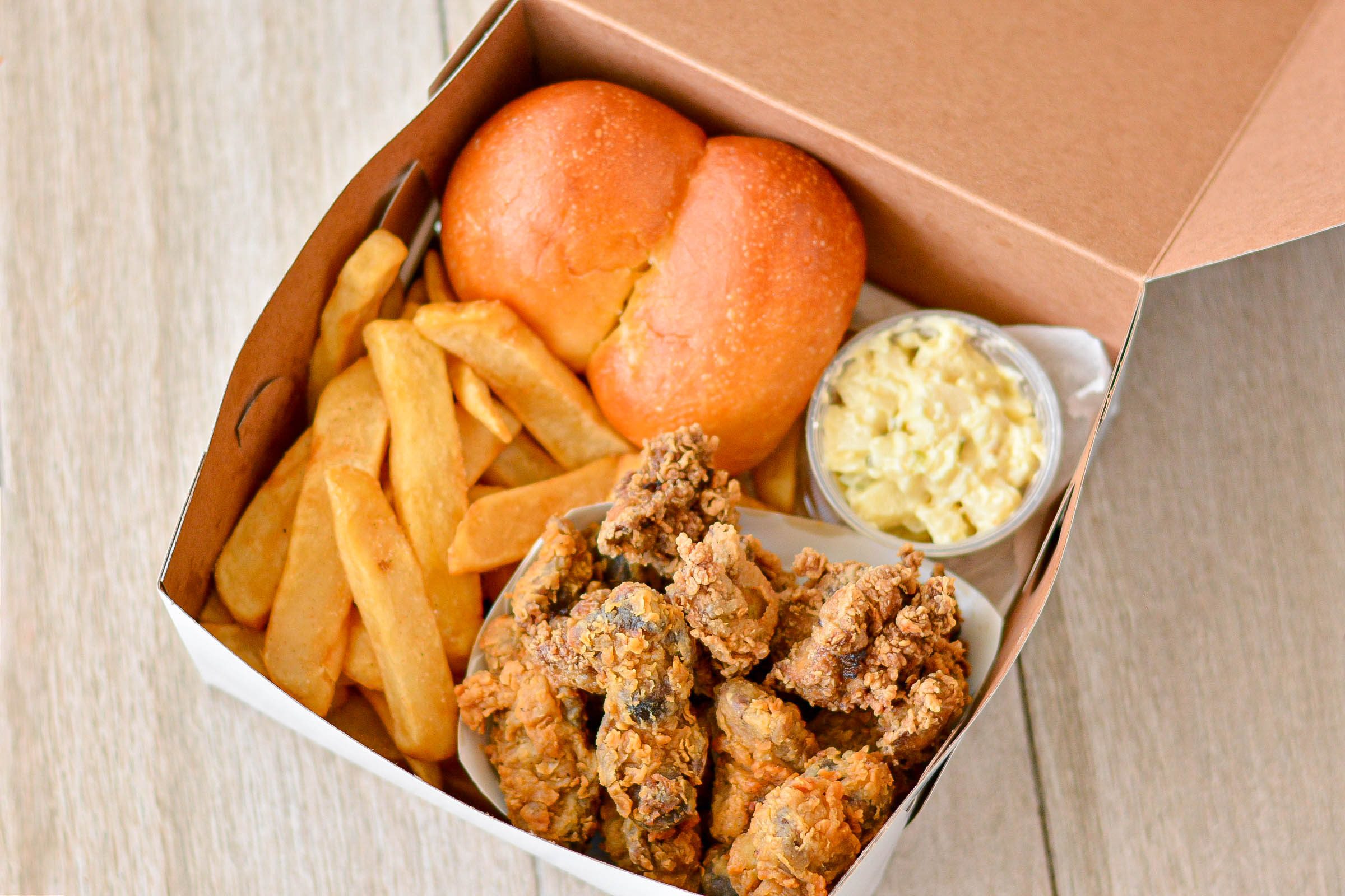 12 Piece Gizzard Meal.