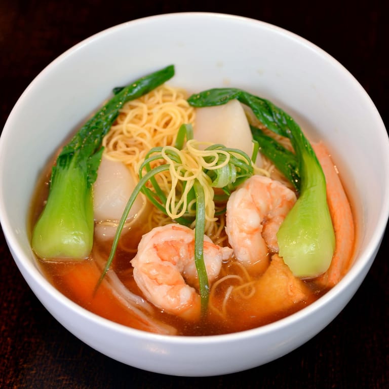 Delicious Egg Rolls: A Tasty Appetizer Option