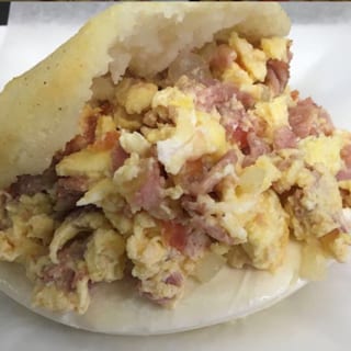 Perico Eggs Arepa