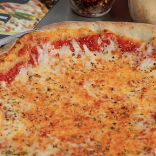 New York Classic Cheese Pizza