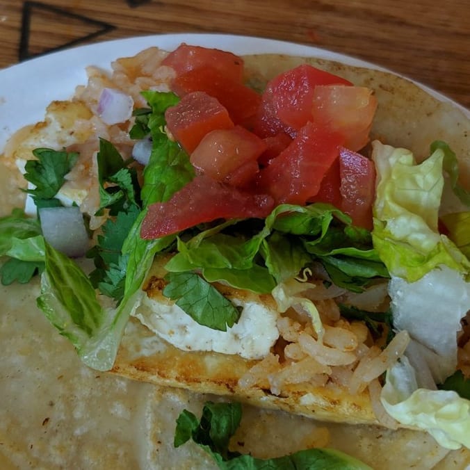 GRILLED FISH TACOS.