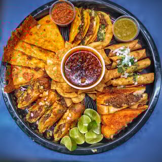 FAMOUS BIRRIA PLATTER