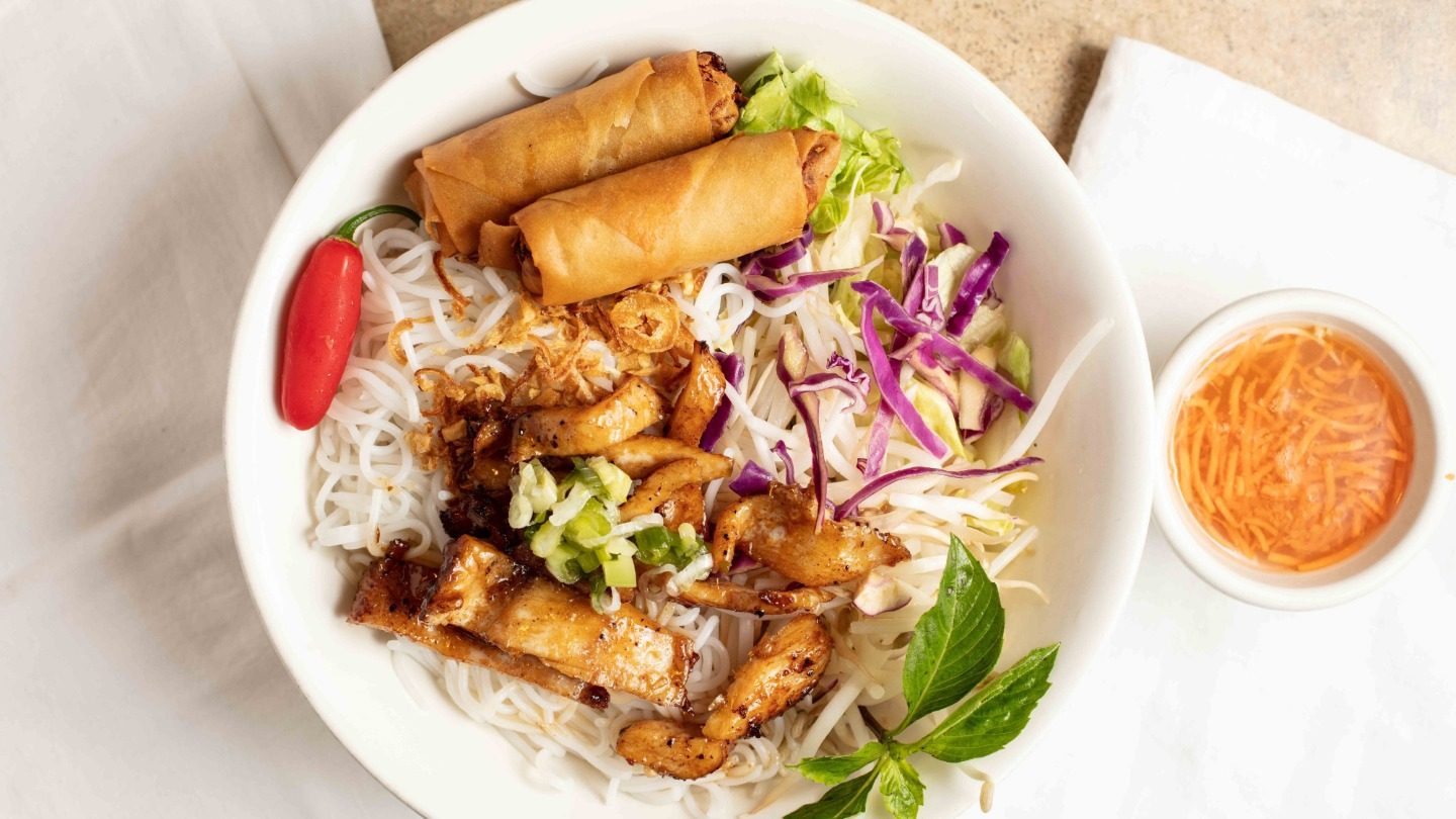 41. Bun Ga Nuong, Cha Gio.