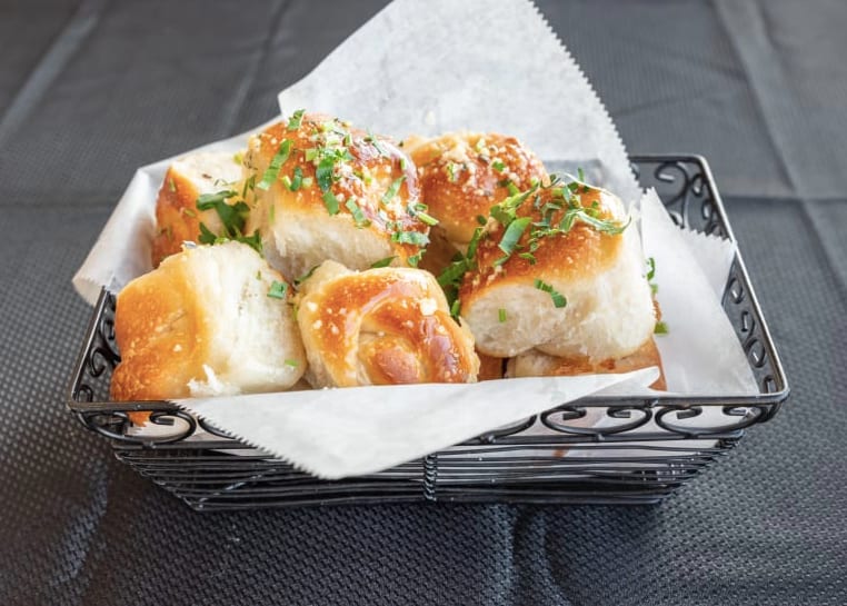 Garlic Knots.
