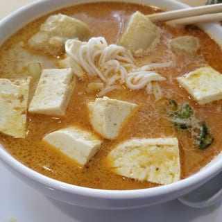 Curry Vermicelli & Bok Choy/Bún Cà Ri Với Cải Xanh