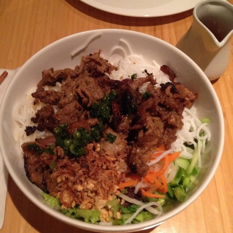 Delicious Asian Cuisine: Pho, Noodles, Vegetarian Options