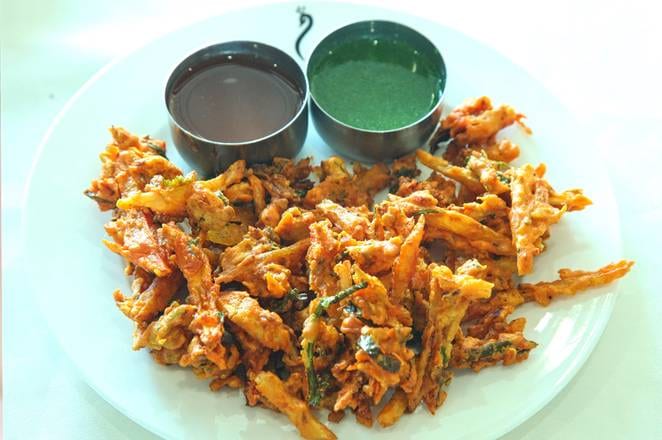 Mix Veg Pakoda.