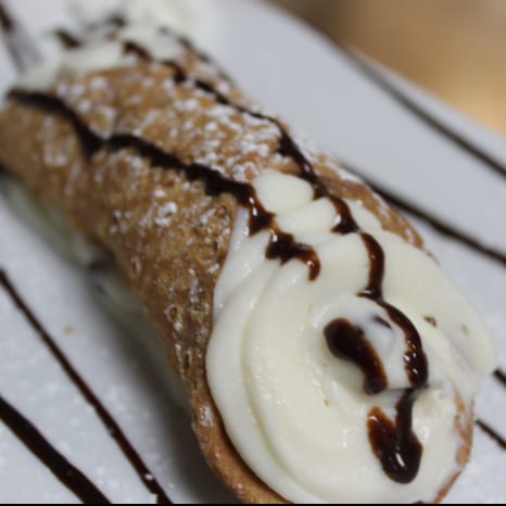 Cannoli.