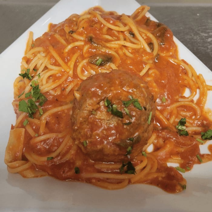 Kids Spaghetti With Meatball.