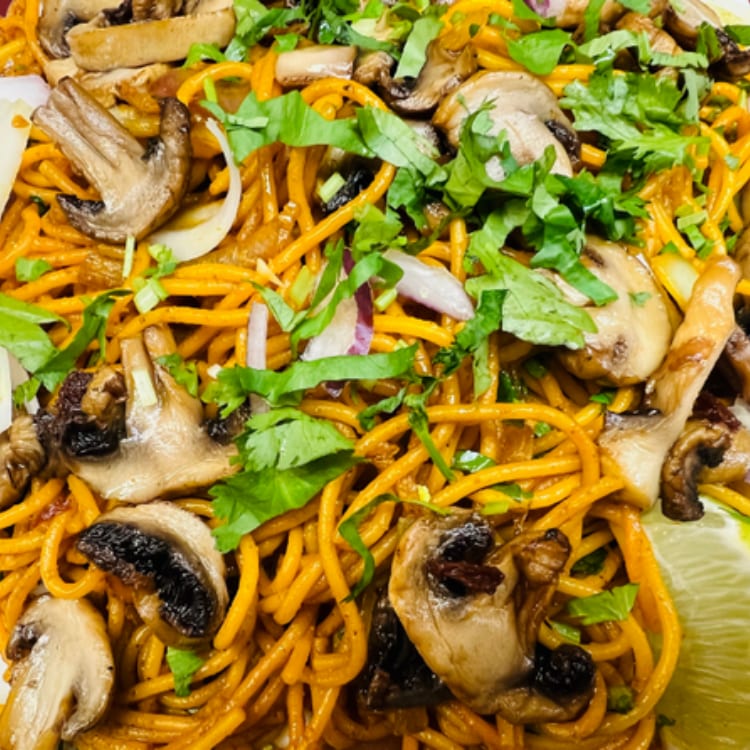 132. Mushroom Chowmein.