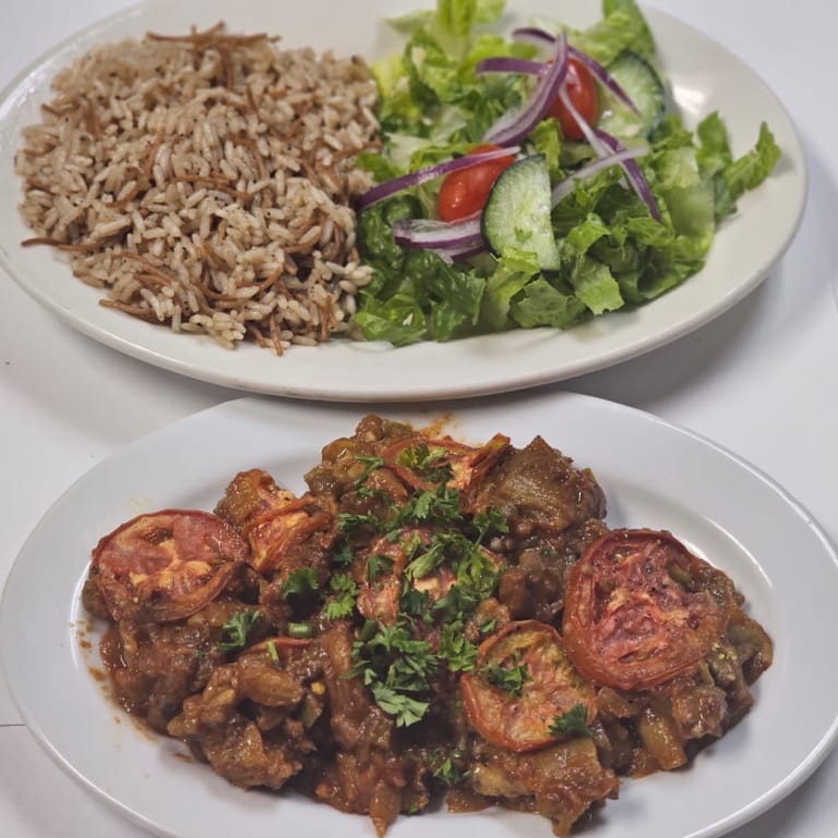 Fresh Fattoush Salad: A Middle-Eastern Delight