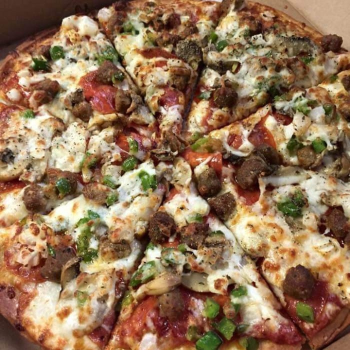 M & D Supreme Pizza - X-Large (18 Slices).