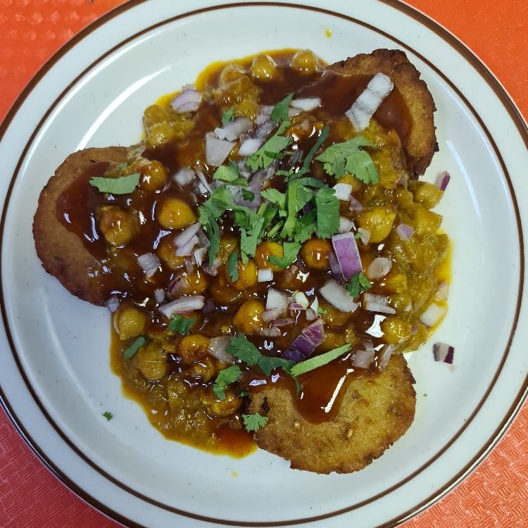 Aloo Tikki with Chole (3pc).