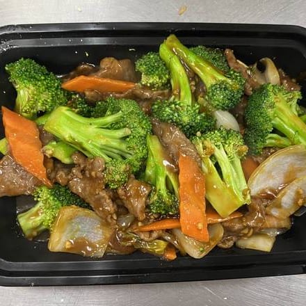 B12. Beef with Hot Garlic Sauce.