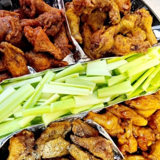 Buffalo Chicken Wings (20 Pieces)