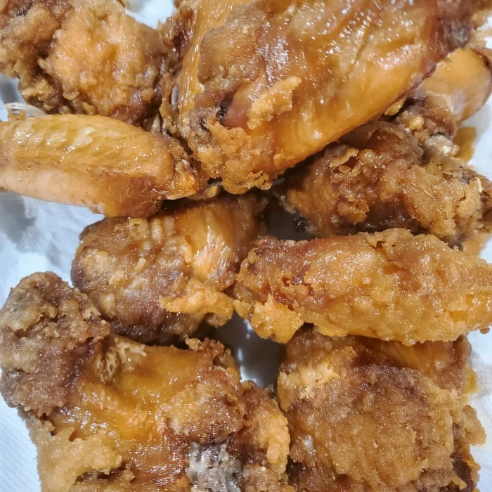 Haid Yai Crispy Wing (8 wings).