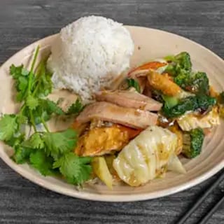 (V10) Garlic Chow Mein - Mi Xao Toi