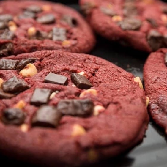 Red Velvet Cookie.