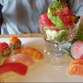 Spicy Tuna Salad Bento