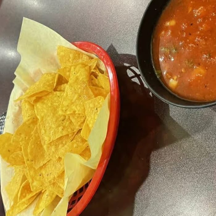 Chips & Salsa.