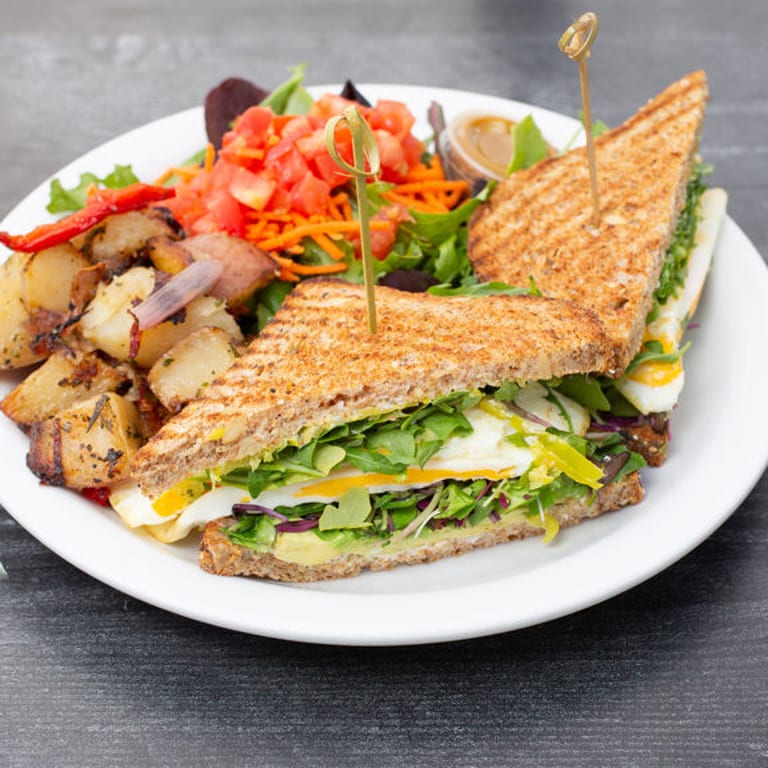 Refreshing Smoothies: A Healthy Vegan Delight