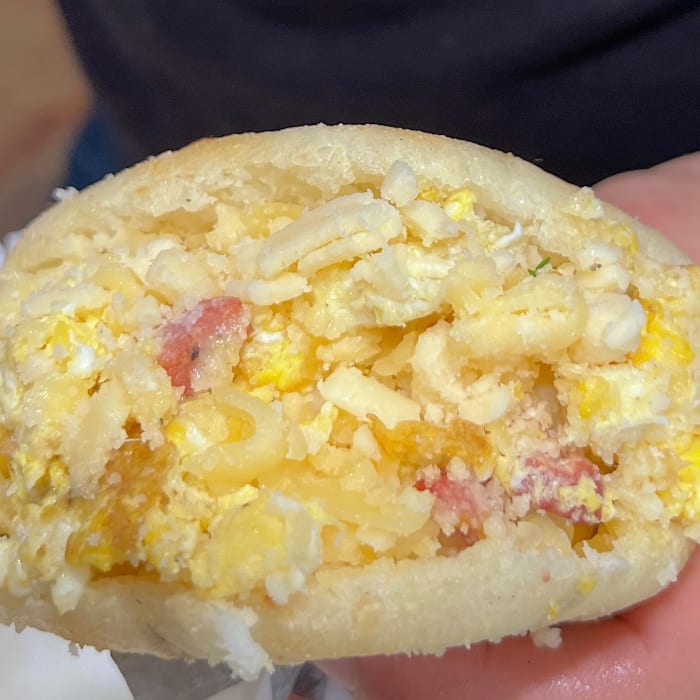 Huevo con Salchicha.