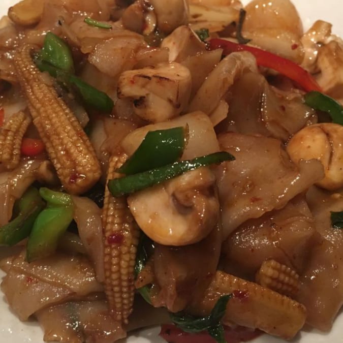 38. Pad Num Prik Pow Noodles.