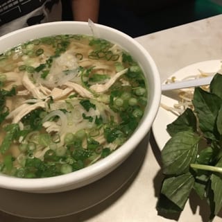 P7. Phở Gà / Chicken Phở