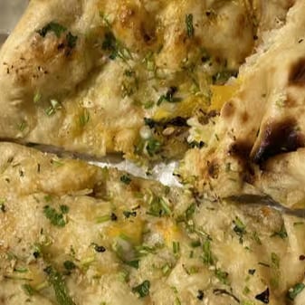 Garlic & Cheese Naan.