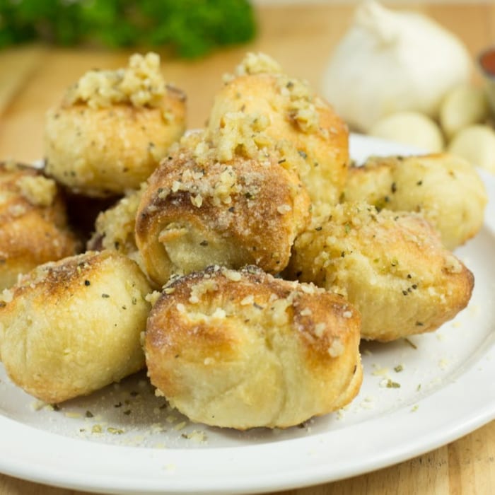 Garlic Knots.