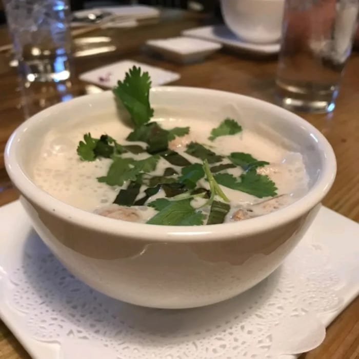 Tom Kha.