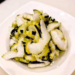 SIDE Cucumber Salad
