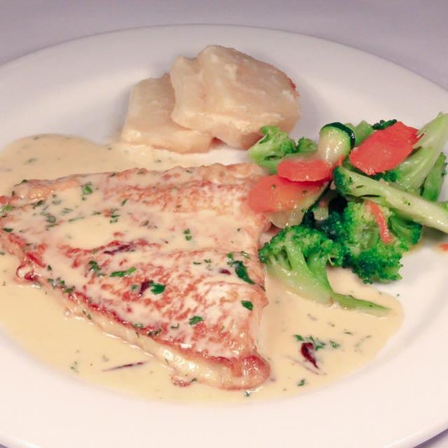 Vitello Scaloppine Ai Funghi.