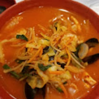 Spicy Seafood Noodle Soup(JamBong)