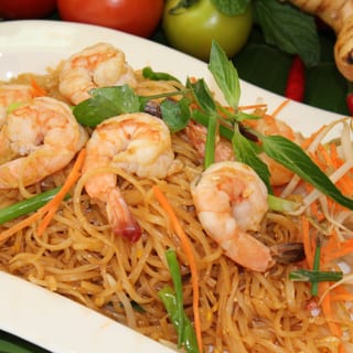 Fried Rice Noodle / Pad Thai