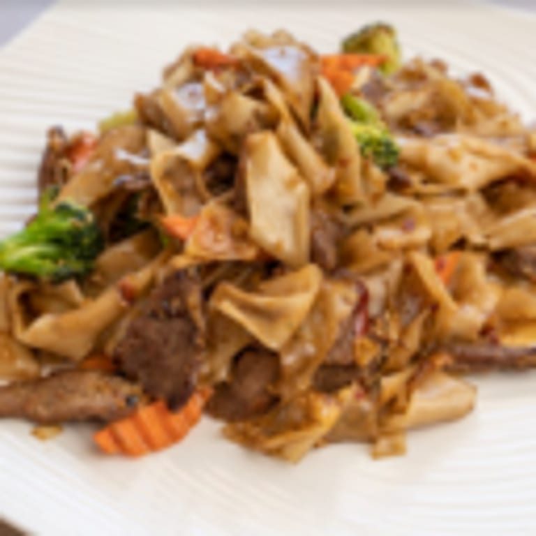 Delicious Udon Noodles: A Japanese Favorite