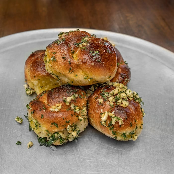 Garlic Knots.