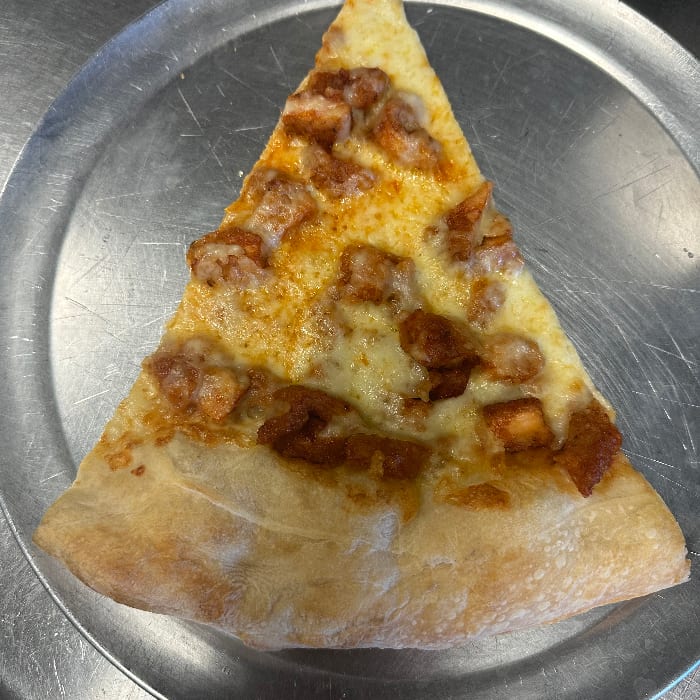 BBQ Chicken Pizza (Slice).